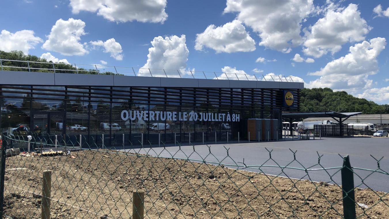 Sur son fronton, Lidl annonce l’ouverture de son magasin de Saint-Julien pour mercredi 20 juillet, à 8 heures.