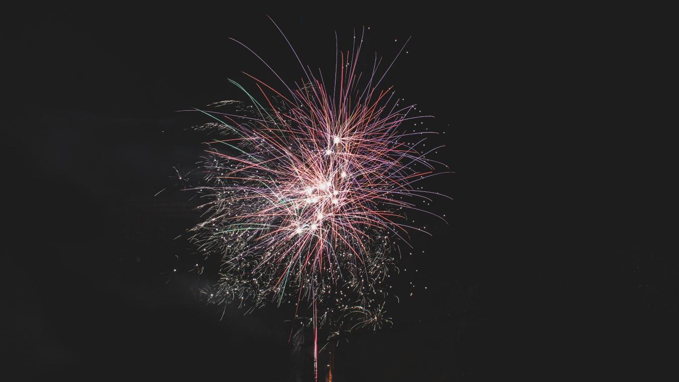 Feux D artifice 14 Juillet 2022 Maine Et Loire À Cholet, le feu d'artifice du 14-Juillet fait deux morts, dont un enfant  de 7 ans - Le Messager