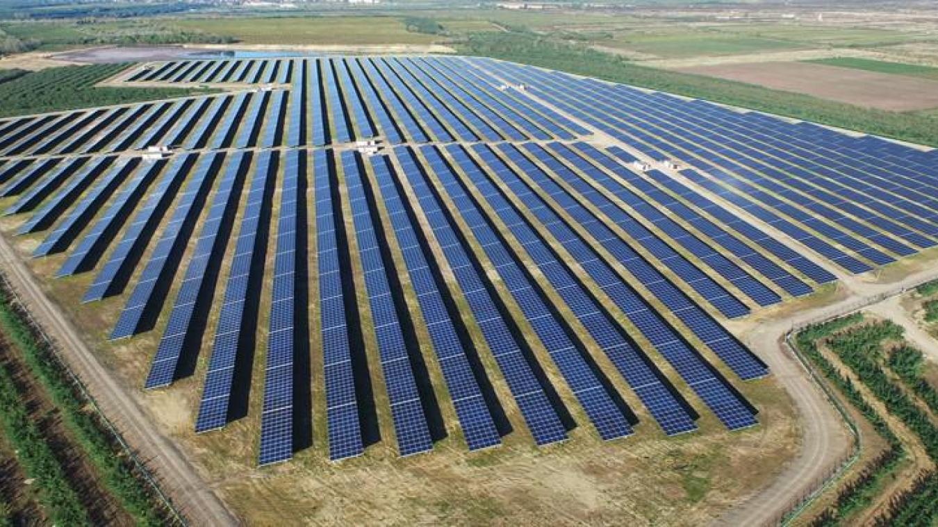 Pour les centrales photovoltaïques, le gouvernement a mis en place un mécanisme d’appel d’offres, géré par la CRE (Commission de régulation de l’énergie). (Photo d’illustration Renesola power)