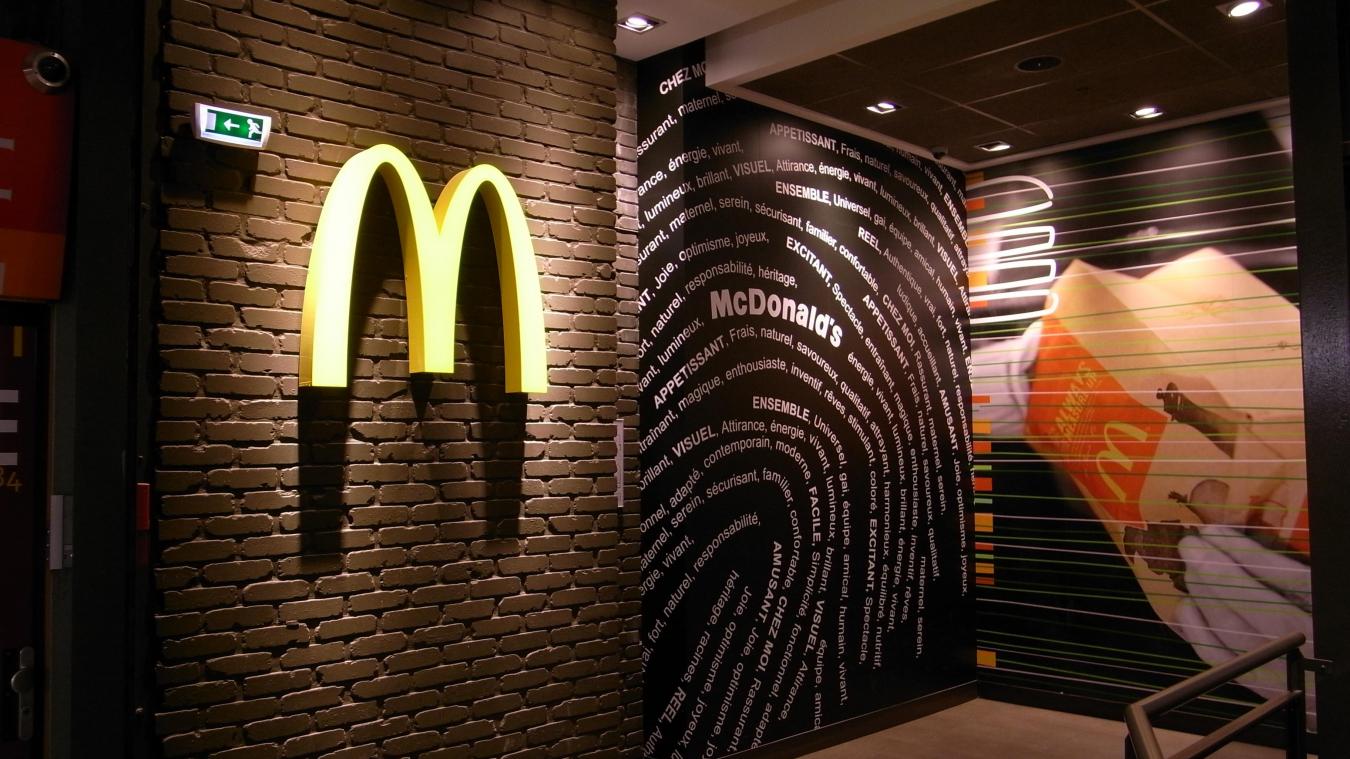 Une cliente attaque en justice le géant du fast-food McDonald’s, après avoir découvert en février 2021 un lézard à l’intérieur de son burger.