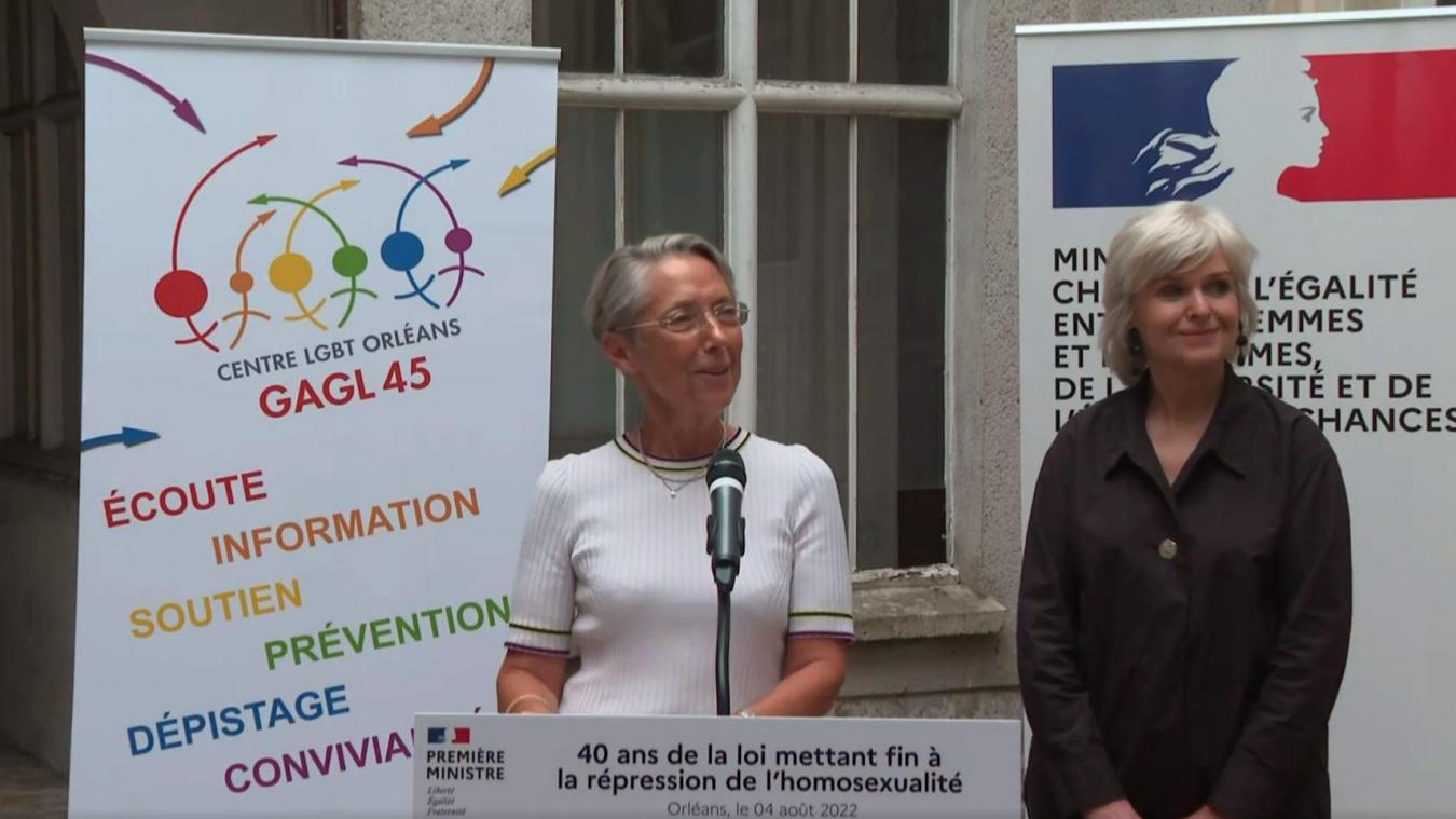 La Première ministre Elisabeth Borne a annonce jeudi 4 août la création d’un fonds de 3 millions d’euros pour créer de nouveaux centres d’aide LGBT+.