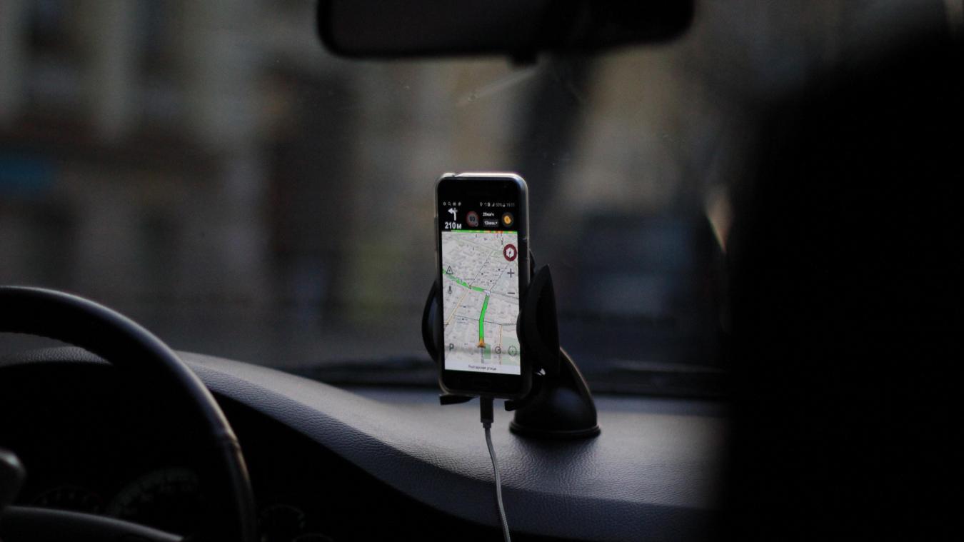 Les applications GPS telles que Google Maps, Waze ou encore Mappy devront faire en sorte de proposer des trajets moins polluants aux utilisateurs.