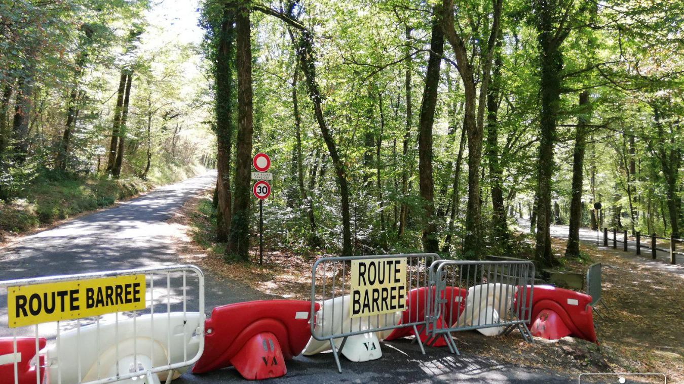 La Ville d’Aix-les-Bains a décidé de bloquer certains accès à la forêt de Corsuet pour la préserver des risques d’incendies.
