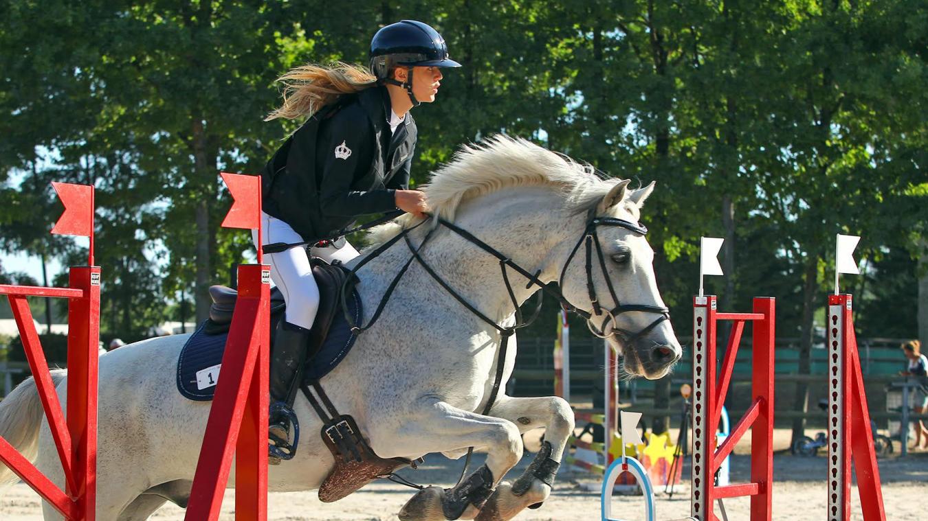 Gex Sienna Broholt, un premier prix au Championnat de France d’équitation 2022 Le Pays Gessien Gex Sienna Broholt, un premier prix au Championnat de France d’équitation 2022 Le Pays Gessien