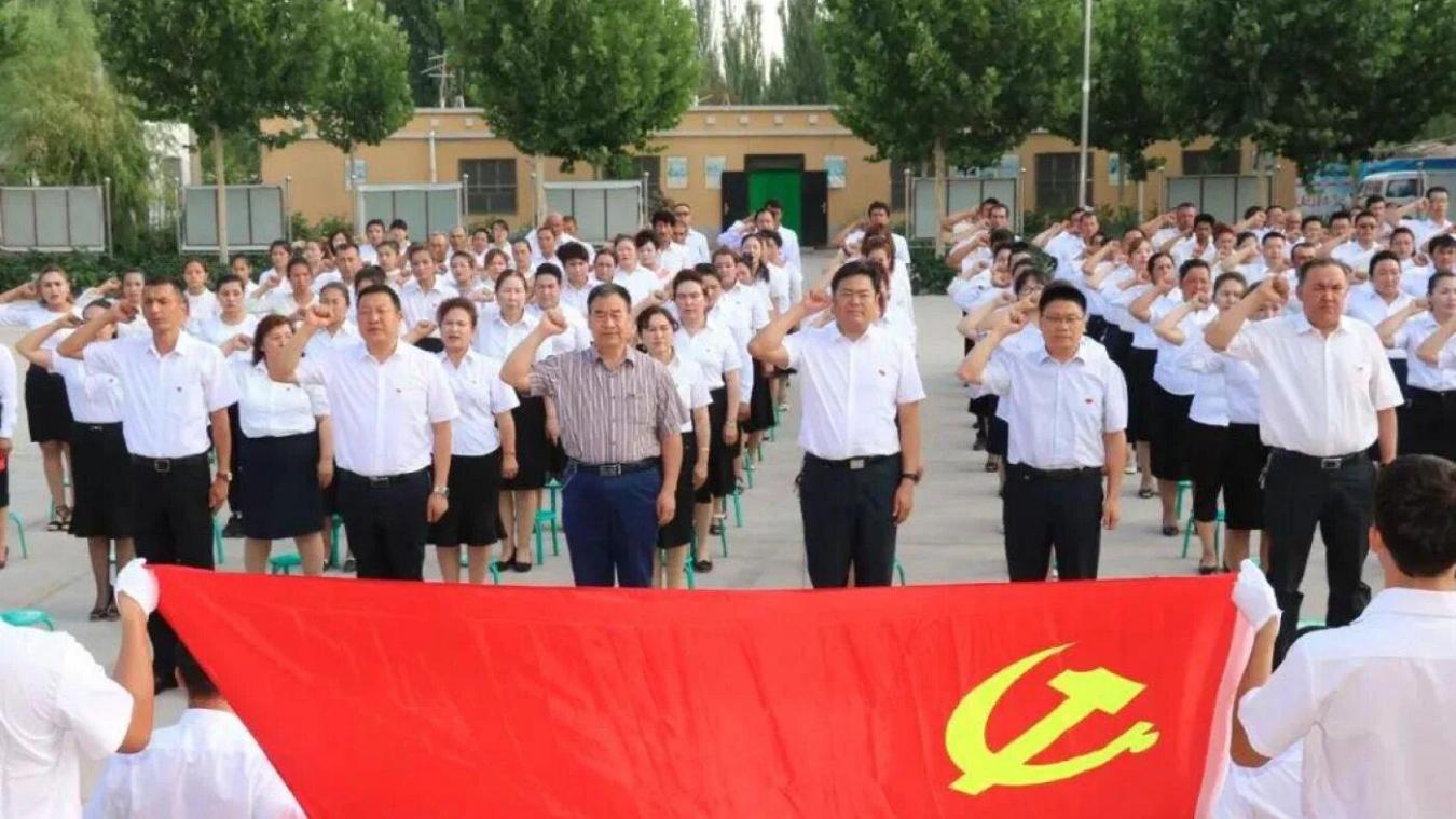 Depuis 2017, les accusations internationales se multiplient à l’encontre de « centres de formation professionnelle » au Xinjiang.