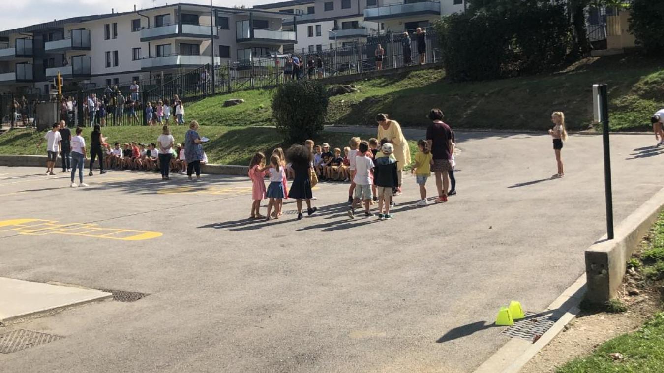 Les élèves de l’école primaire de Saint-Simond à Aix-les-Bains ont repris le chemin des cours jeudi 1er septembre.