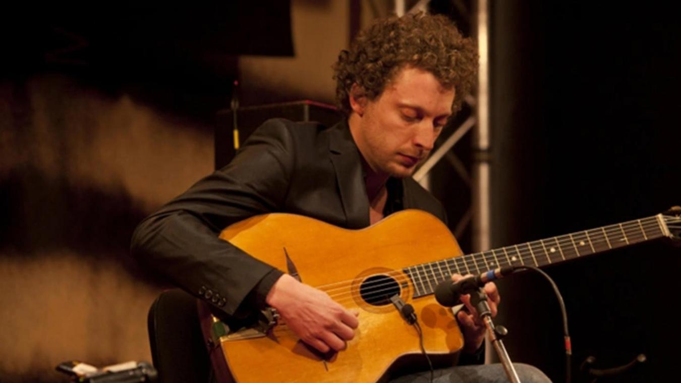 Paloma Pradal et Adrien Moignard (ici à la guitare) ouvrent la saison le 23 septembre à 20h30.
