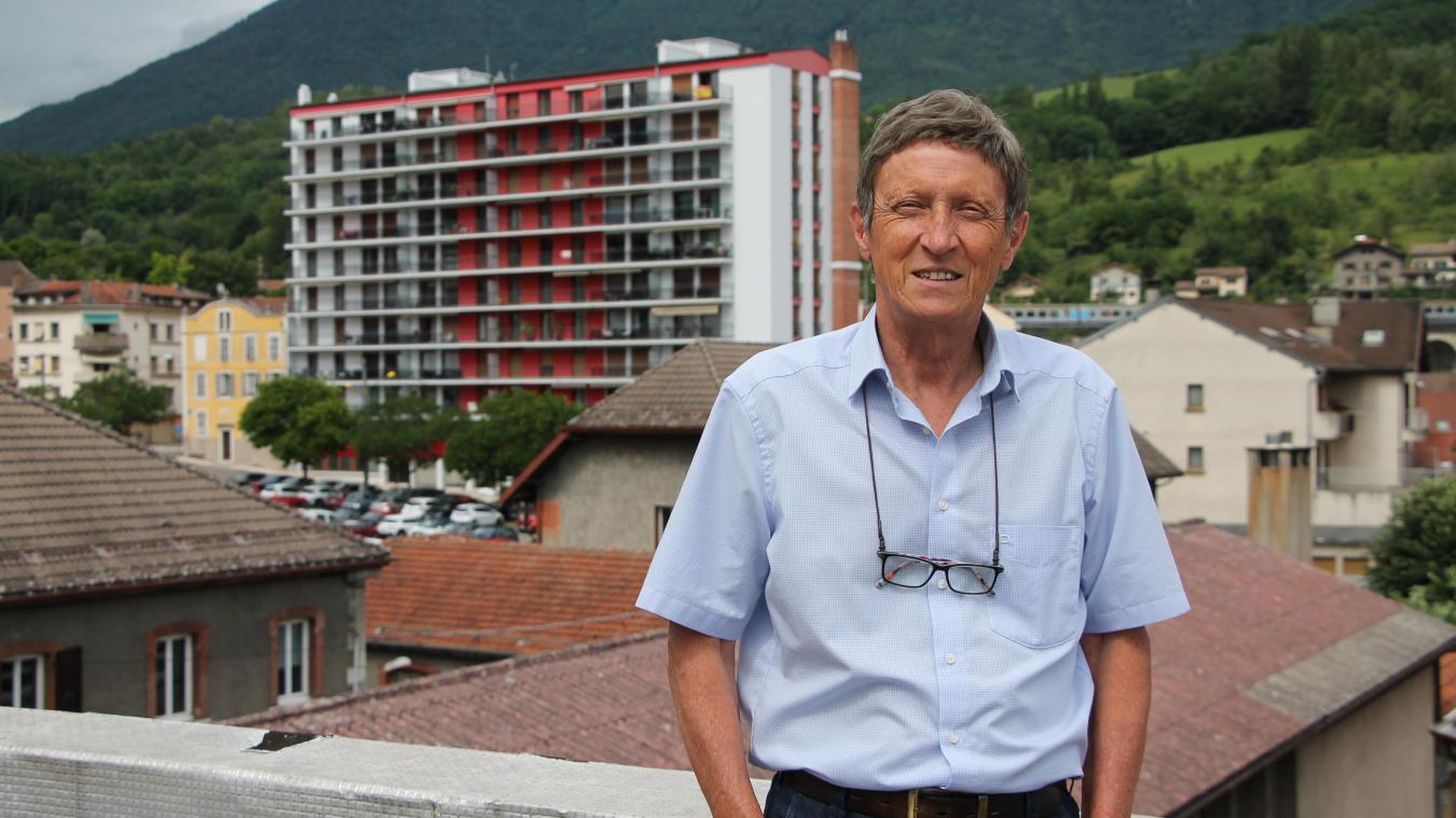 Régis Petit est maire de Valserhône depuis la création de la commune nouvelle, le 1 er  janvier 2019.  Auparavant, il était maire de Bellegarde-sur-Valserine, depuis mai 2003.