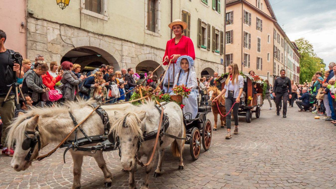Annecy : après deux ans d’absence, le retour des Alpages ramène les traditions au cœur de la ville