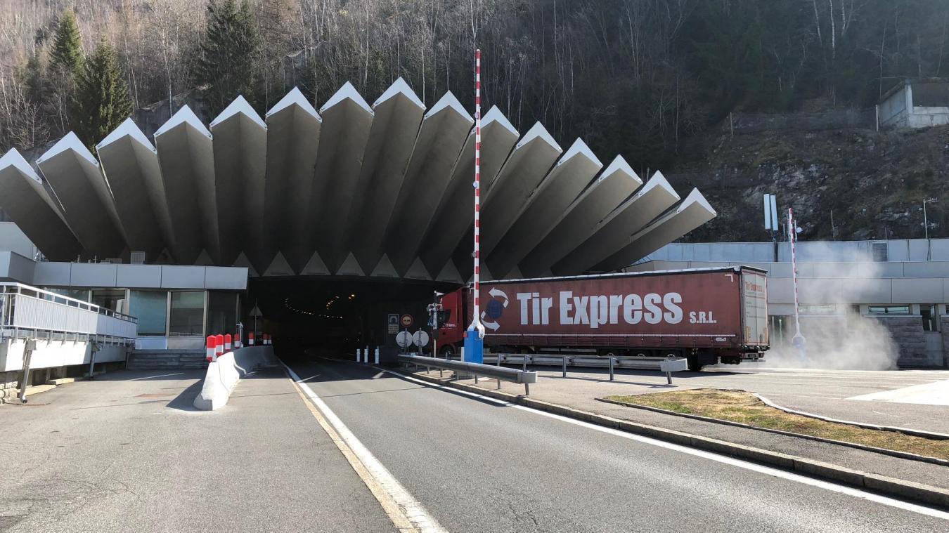 La fermeture du tunnel va avoir un impact sur la circulation franco-italienne du fret routier.
