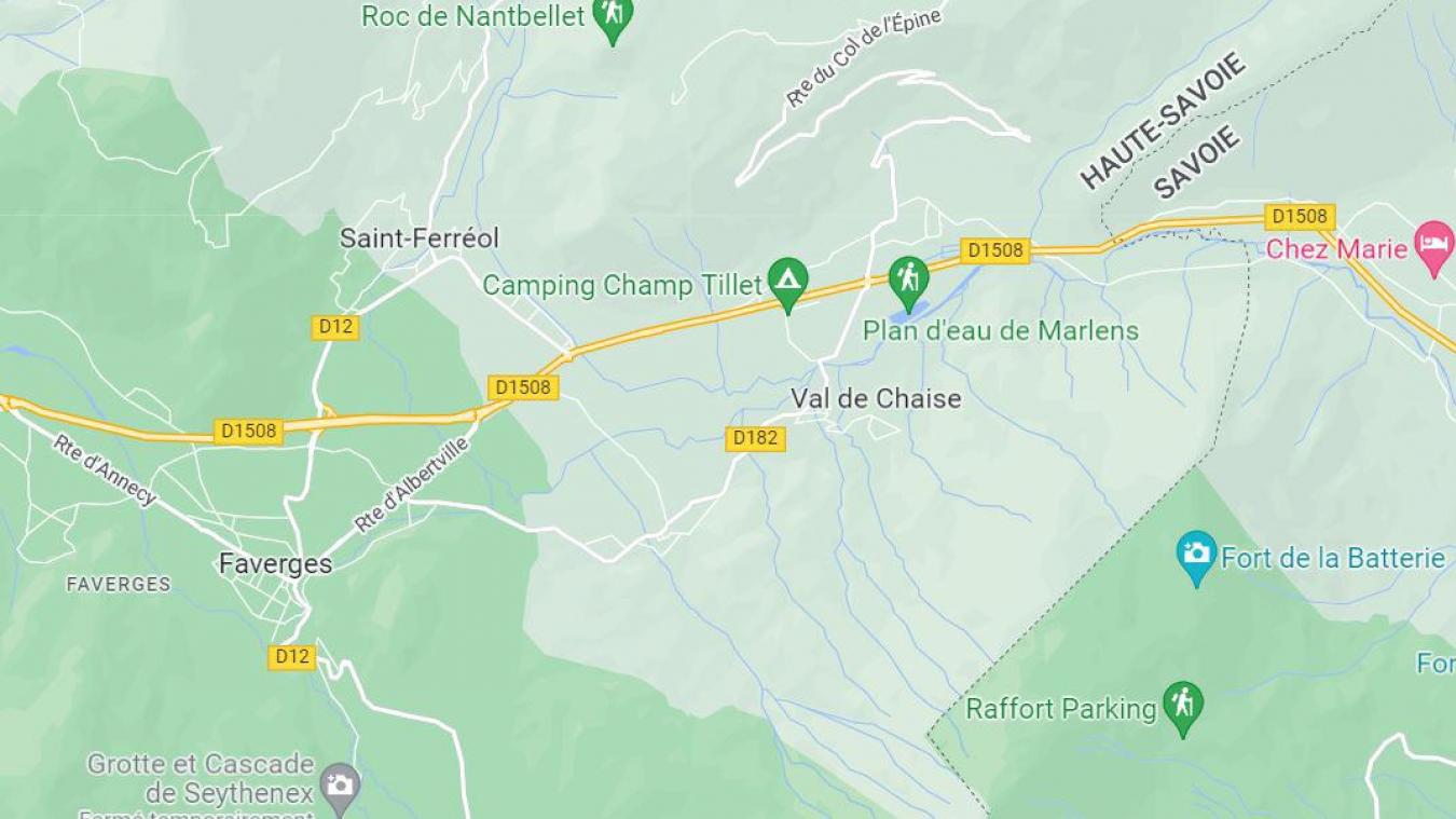 Ce lundi 17 octobre, gendarmes et pompiers ont été mobilisés sur la commune de Val-de-Chaise pour retrouver dix migrants d’origine afghane qui s’étaient échappés d’un camion.