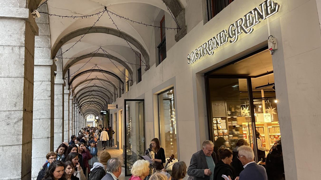 Plus de 300 personnes étaient présentes lors de l’inauguration du magasin, au 8 rue de Boigne à Chambéry. «La plus belle ouverture Søstrene Grene en France», selon le franchisé.