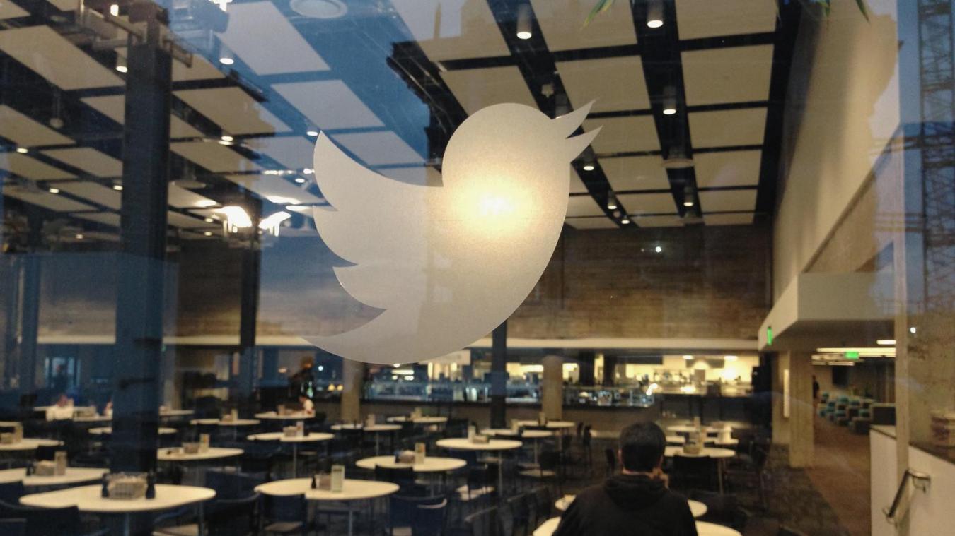 Twitter aurait demandé à des dizaines d’employés licenciés de finalement reprendre leur poste.