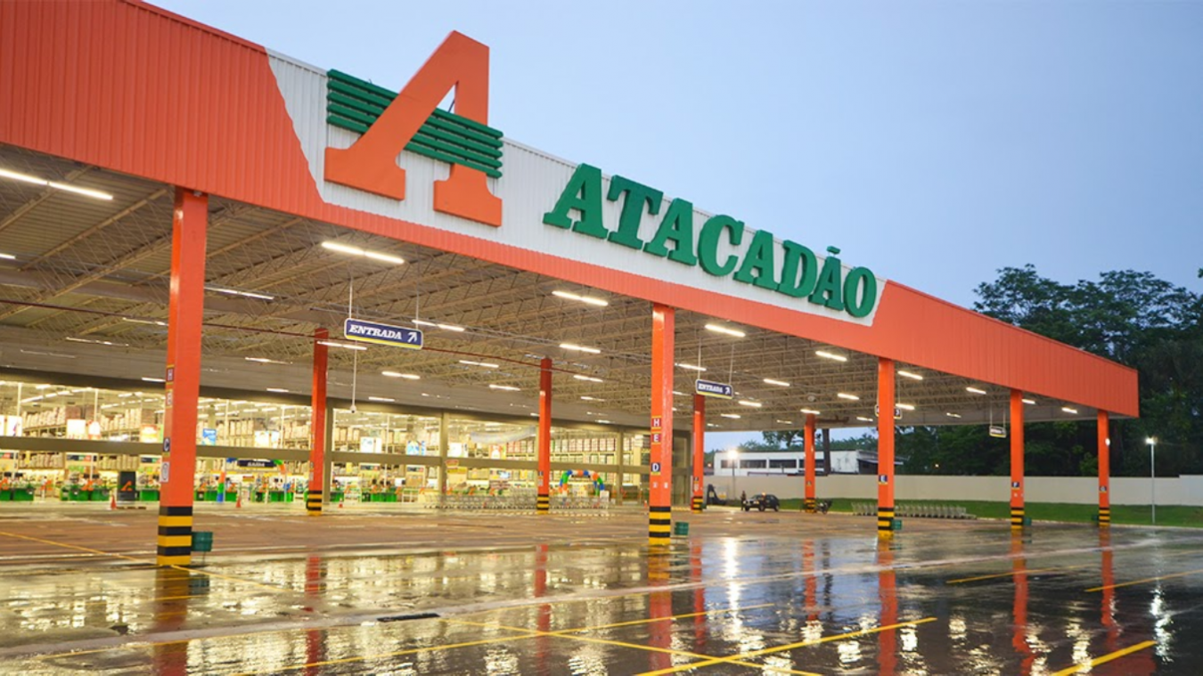 Carrefour va lancer Atacadão en France, une marque de grossistes agro-alimentaires très populaire au Brésil.
