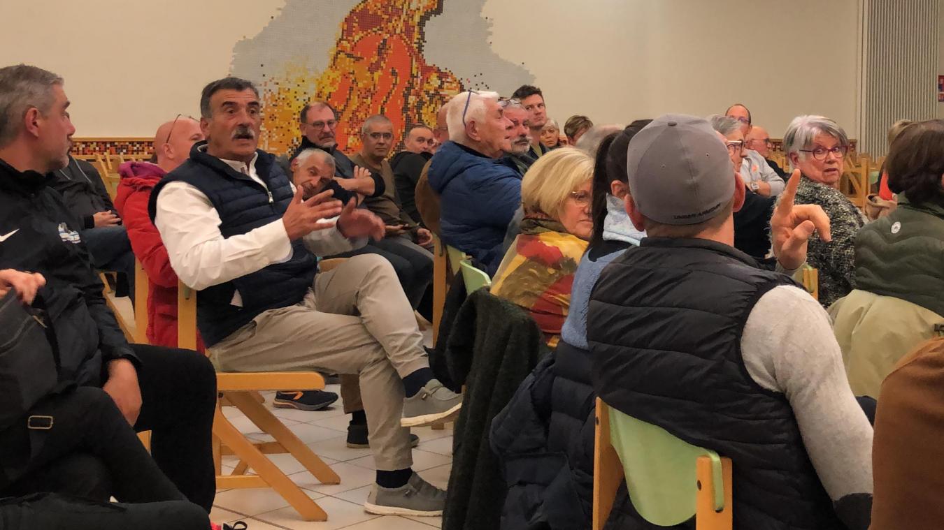 Les habitants ont dénoncé le trafic routier déjà invivable dans le quartier du Maisse.
