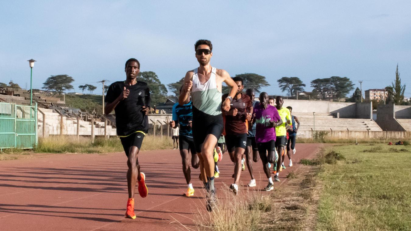 Au Kenya, Morgan Le Guen court entre 180 et 200 kilomètres chaque semaine, tant sur piste que sur routes et chemins.