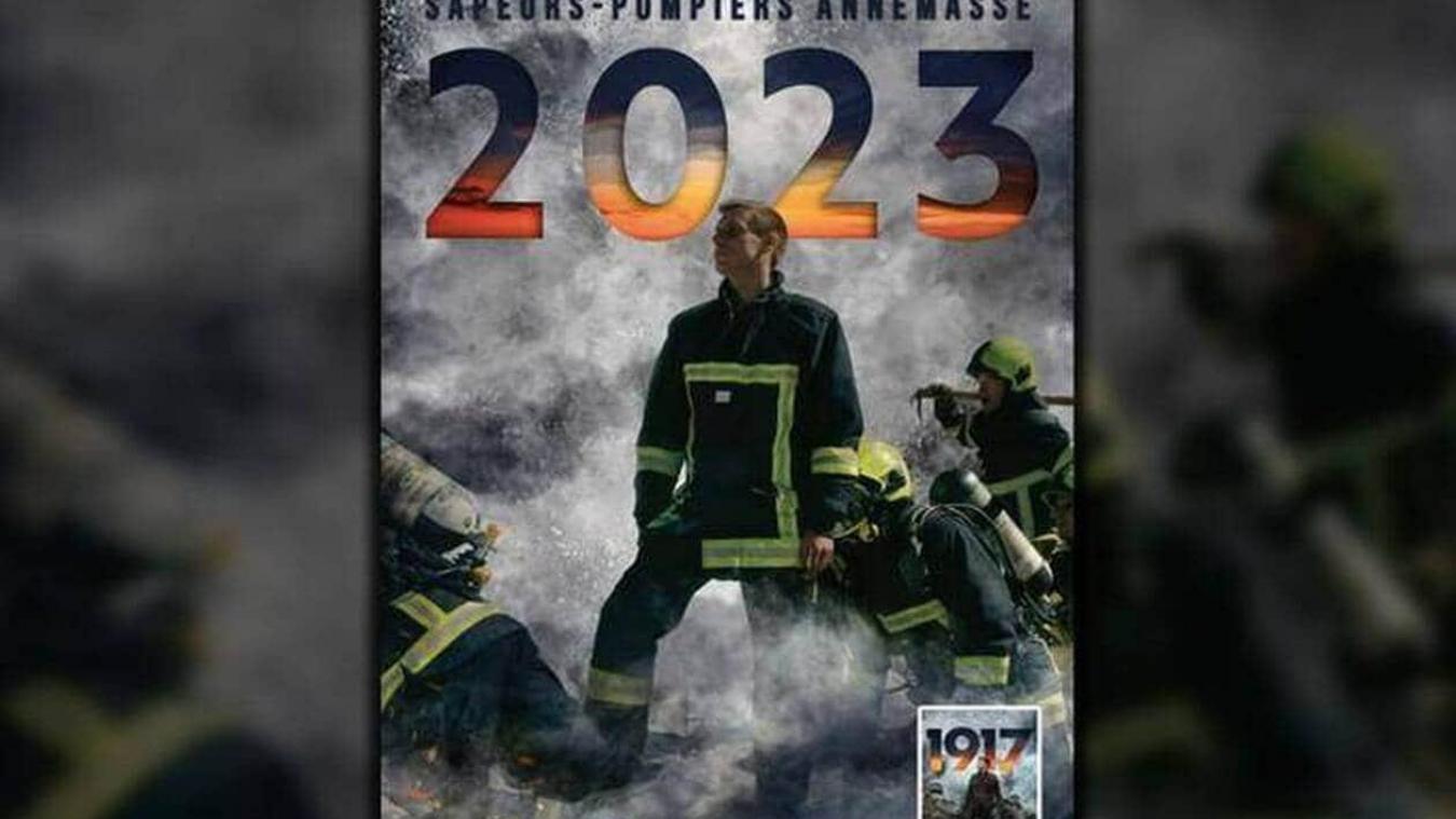 Pour la photo de couverture, les sapeurs-pompiers d’Annemasse rejouent l’affiche du film 1917, de Sam Mendes, sorti en janvier 2020 sur nos écrans.
