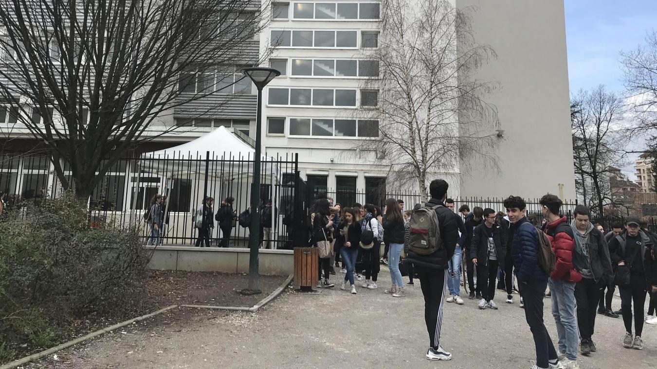 L’intrusion au lycée Gabriel Fauré s’est terminée sans heurt, mardi 13 décembre 2022. Photo d’archives