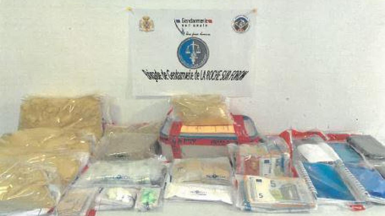 La brigade de gendarmerie de La Roche-sur-Foron a démantelé un important trafic de stupéfiants.