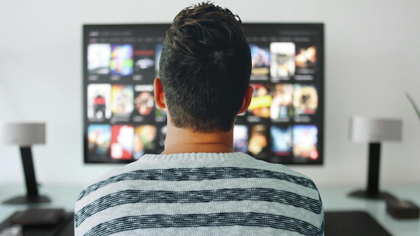 En moyenne, un abonnement à une plateforme de vidéo à la demande en France coûte 9 euros par mois.