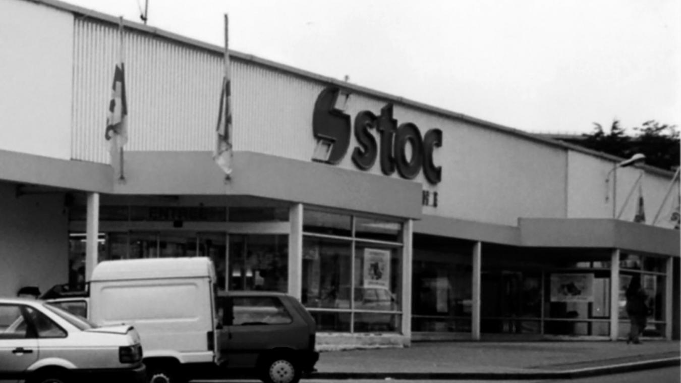 L’ancienne filature de la Lorze est devenue un supermarché Stoc, en 1993. (Cliché J. Chatenoud)