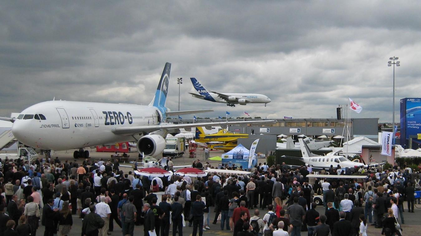 Présenté ici lors du salon SIAE 2011 du Bourget, l’A380 est toujours le plus gros avion civil de transport de passager au monde. N’ayant pas trouvé son marché, sa production a été arrêtée en 2021.