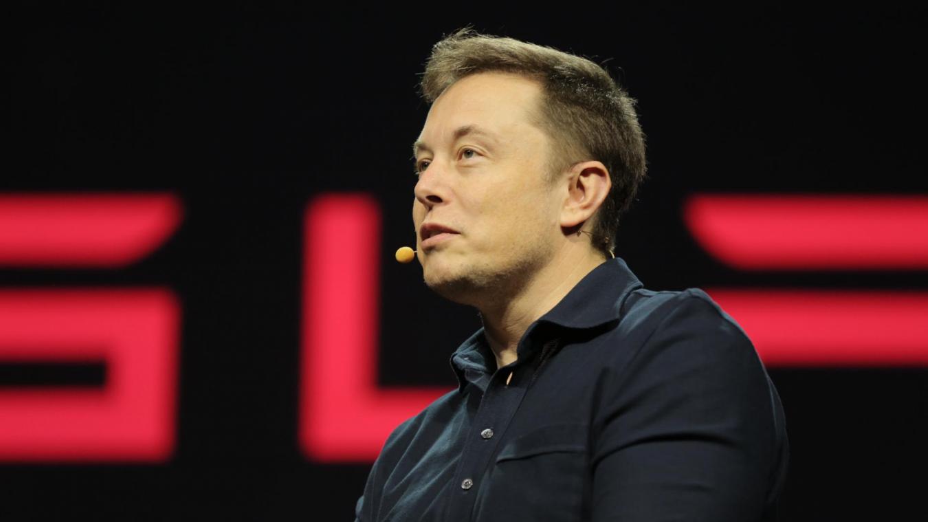 La fortune personnelle d’Elon Musk a chuté de manière vertigineuse en 2022, notamment à cause de la baisse du cours de l’action Tesla.