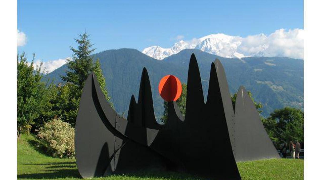 Les sculptures font de Passy un musée à ciel ouvert.