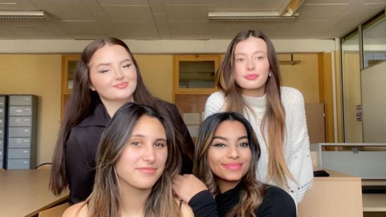 Hosana Alves Sousa , Camille Vion Cid, Elsa Selimi et Charlotte Soujol, sont en bac pro au lycée Saint-Exupéry.