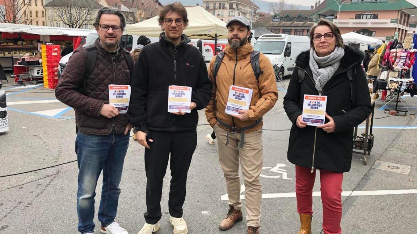 De gauche à droite: Benoît Chambourdon, Adrien Desingue, René Nemma et Martine Le Mercier.