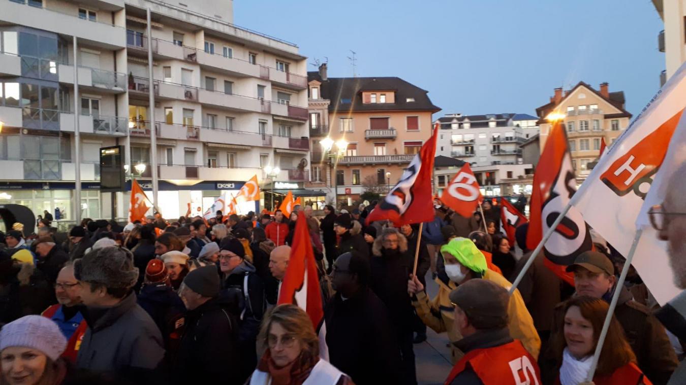 Les syndicats appellent à « mettre la France à l’arrêt » ce mardi 7 mars, pour protester contre la réforme des retraites.