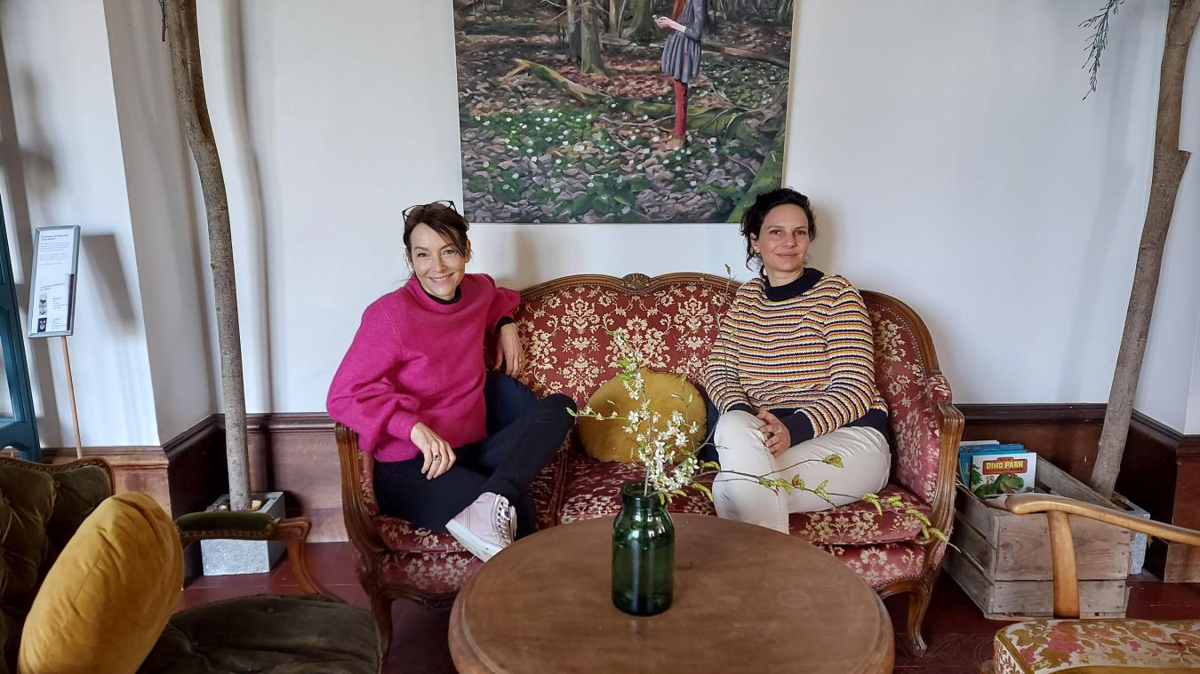 Eva Hermès, à gauchea fondé l'Espace enchanté en 2019 et Ouvéa Trindade a rejoint l'aventure peu après.