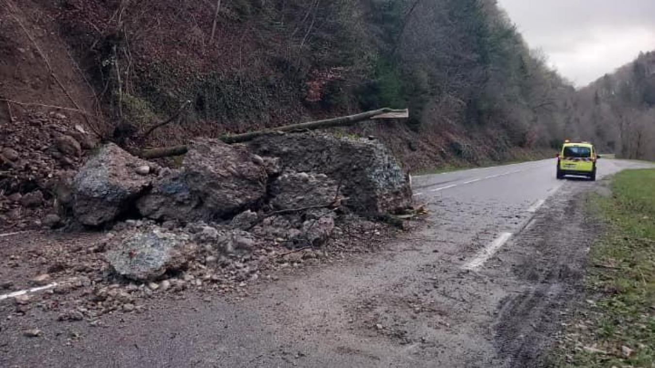 Eboulement la route de Morzine bloquée une matinée Le Messager