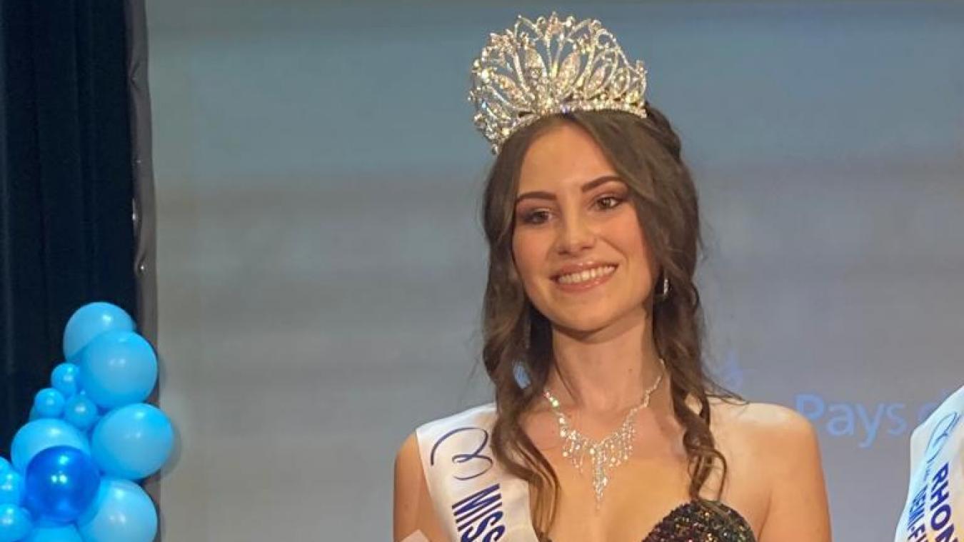 CollongesFort L’Ecluse Lorie Perouchet, le charme gessien triomphe à miss BugeyPays de Gex CollongesFort L’Ecluse Lorie Perouchet, le charme gessien triomphe à miss BugeyPays de Gex