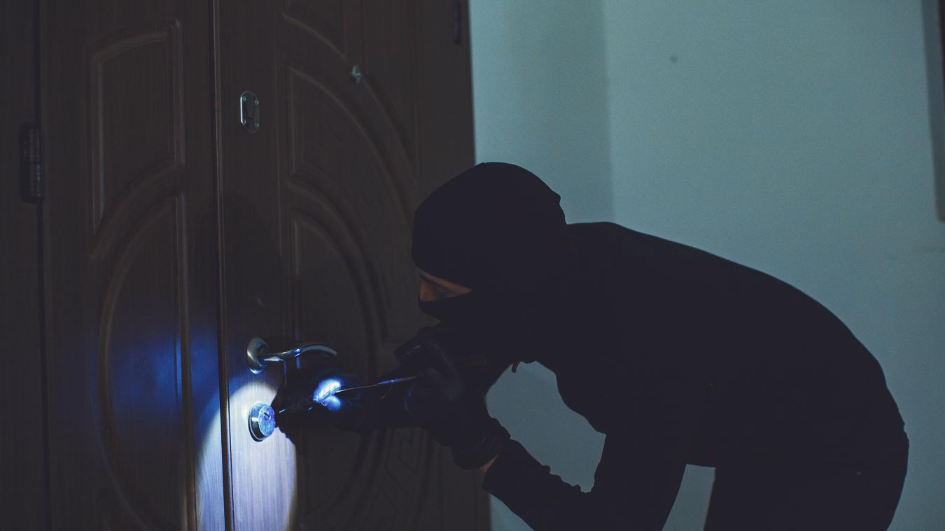 Aix-les-Bains : deux cambrioleurs mineurs reconnus par la police et arrêtés pour des faits commis à Chambéry