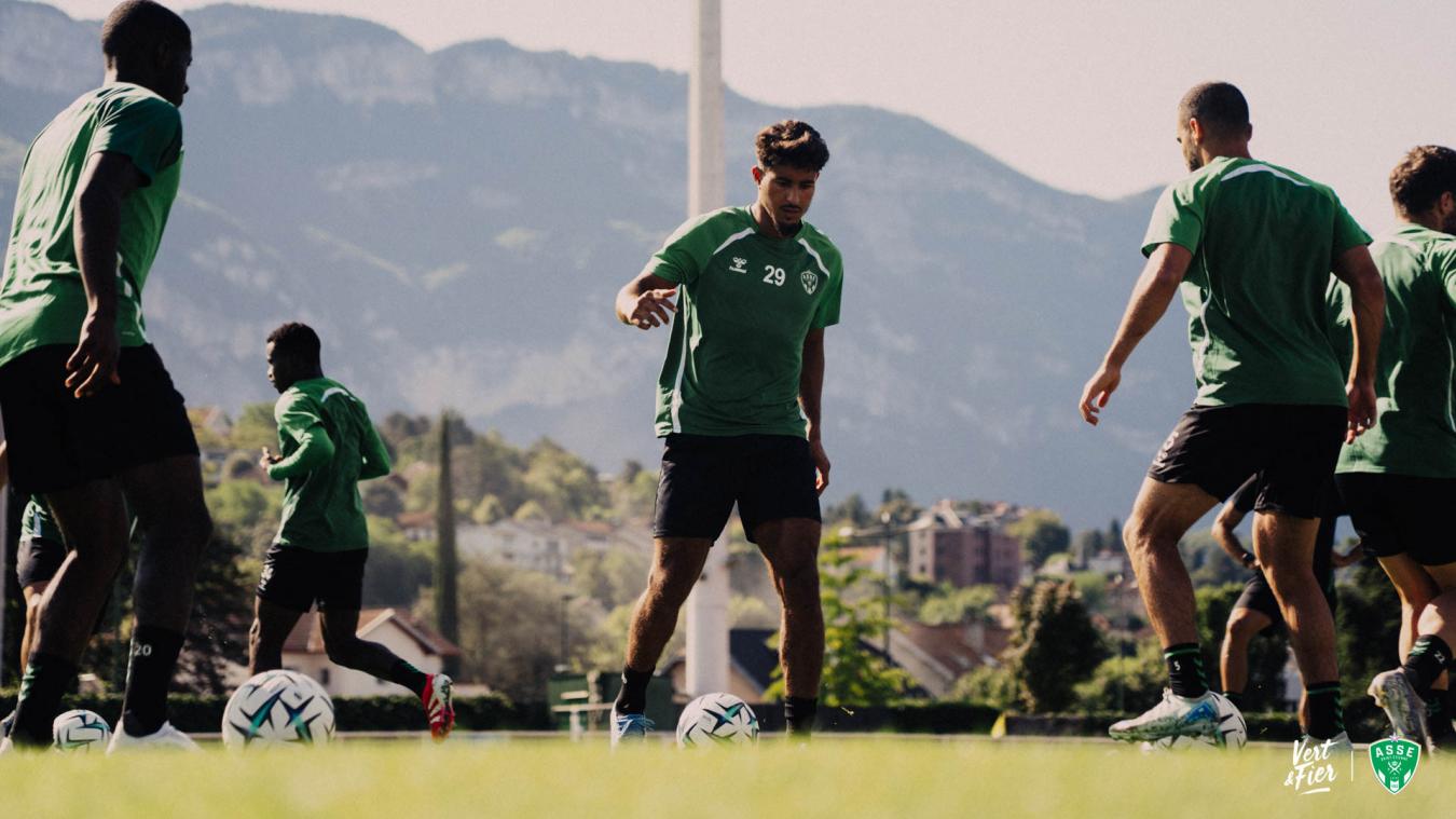 ASSE à Aix-les-Bains : la Ville s’étonne du départ des Verts et défend son terrain
