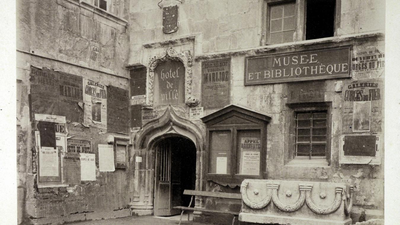 Incendies, déménagements, changements de noms… l’histoire agitée de la bibliothèque d’Aix-les-Bains