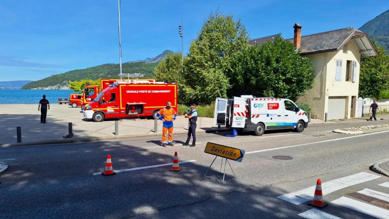 Lac d’Annecy : la route départementale 1508 coupée après une fuite de gaz