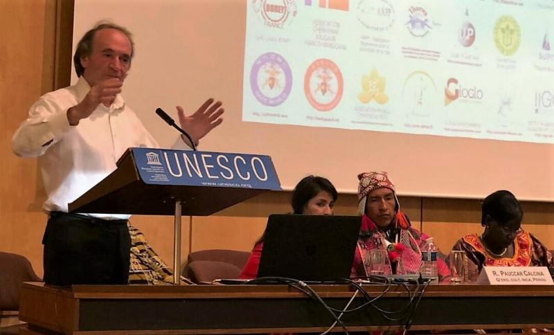 Yves Angelloz à la tribune de l’Unesco le 20 novembre 2018