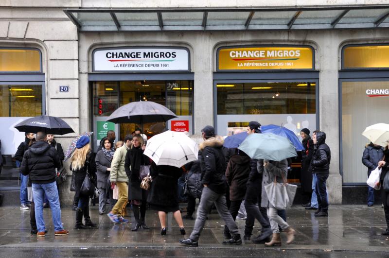Le Change En Ligne Des Euros Et Francs Suisses Booste Par Le Confinement Le Messager