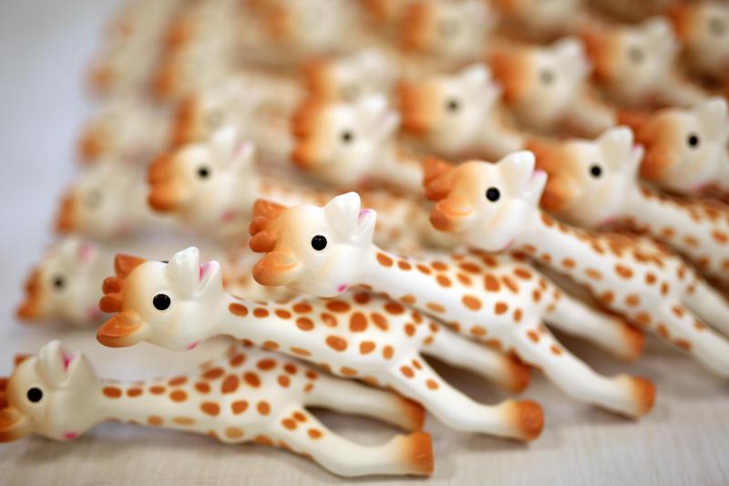 Pourquoi Sophie la girafe est-elle une icône des jouets pour bébés ?