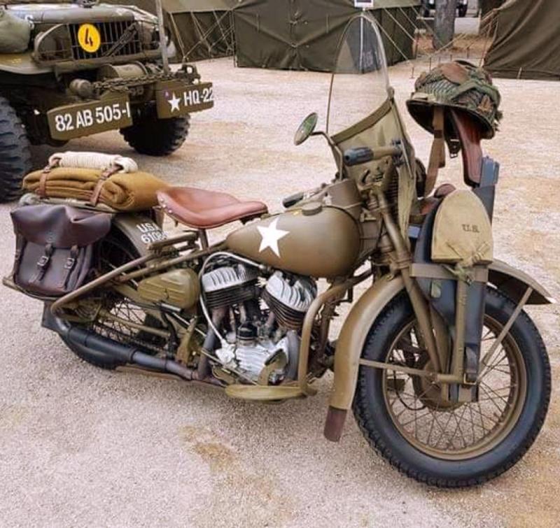 La WLA 42 de David Tavernier, une Harley Davidson historique.