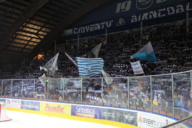 Le hockey mobilise les foules à Ambri-Piotta vs Genève-Servette (2014)