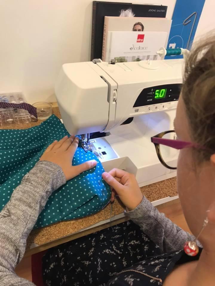 Chambery Un Cafe Creatif Pour Fabriquer Soi Meme Ses Cadeaux Ses Sacs Ou Ses Vetements L Essor Savoyard