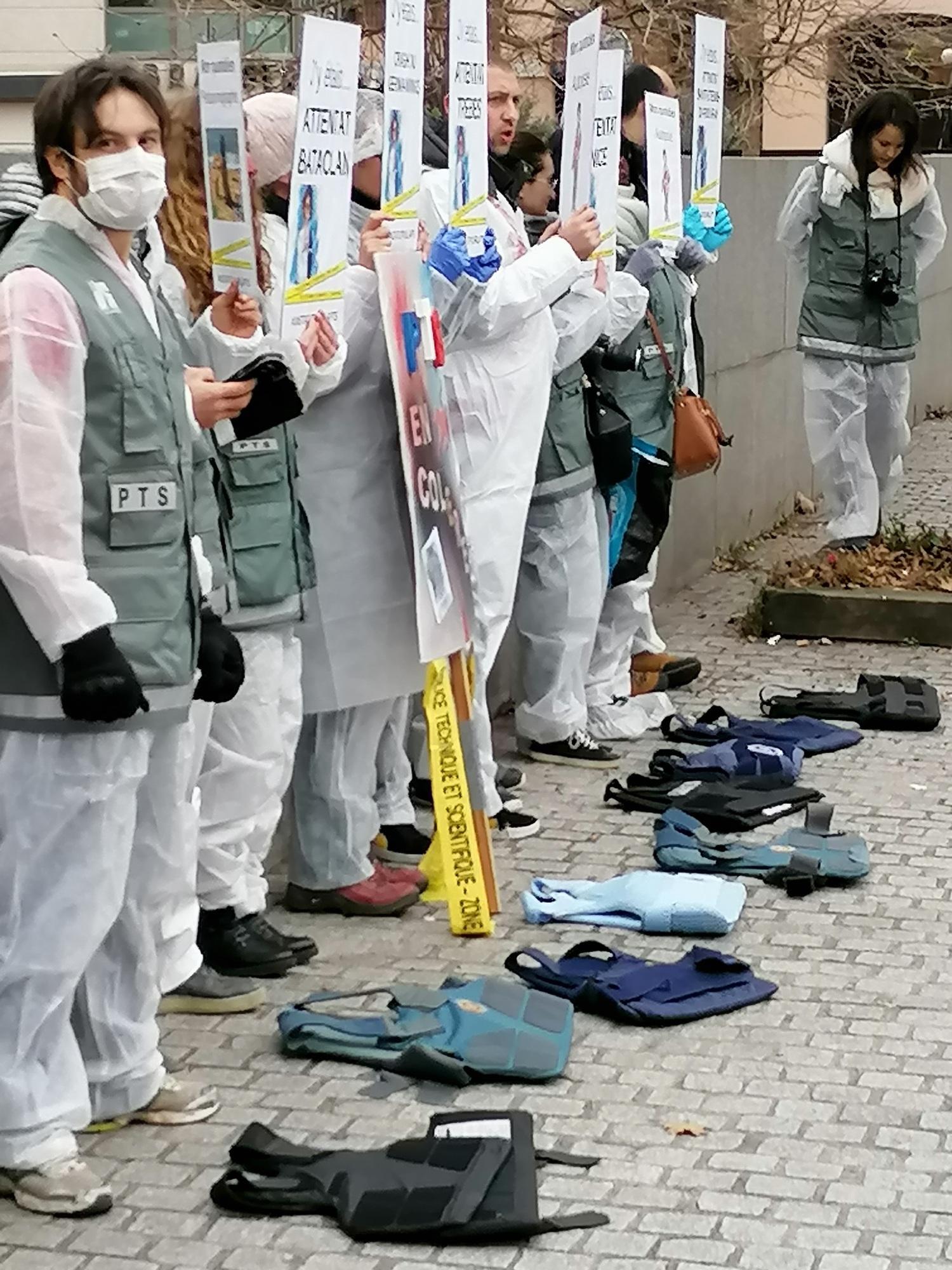 Les experts de la police scientifique en grève  Le Messager