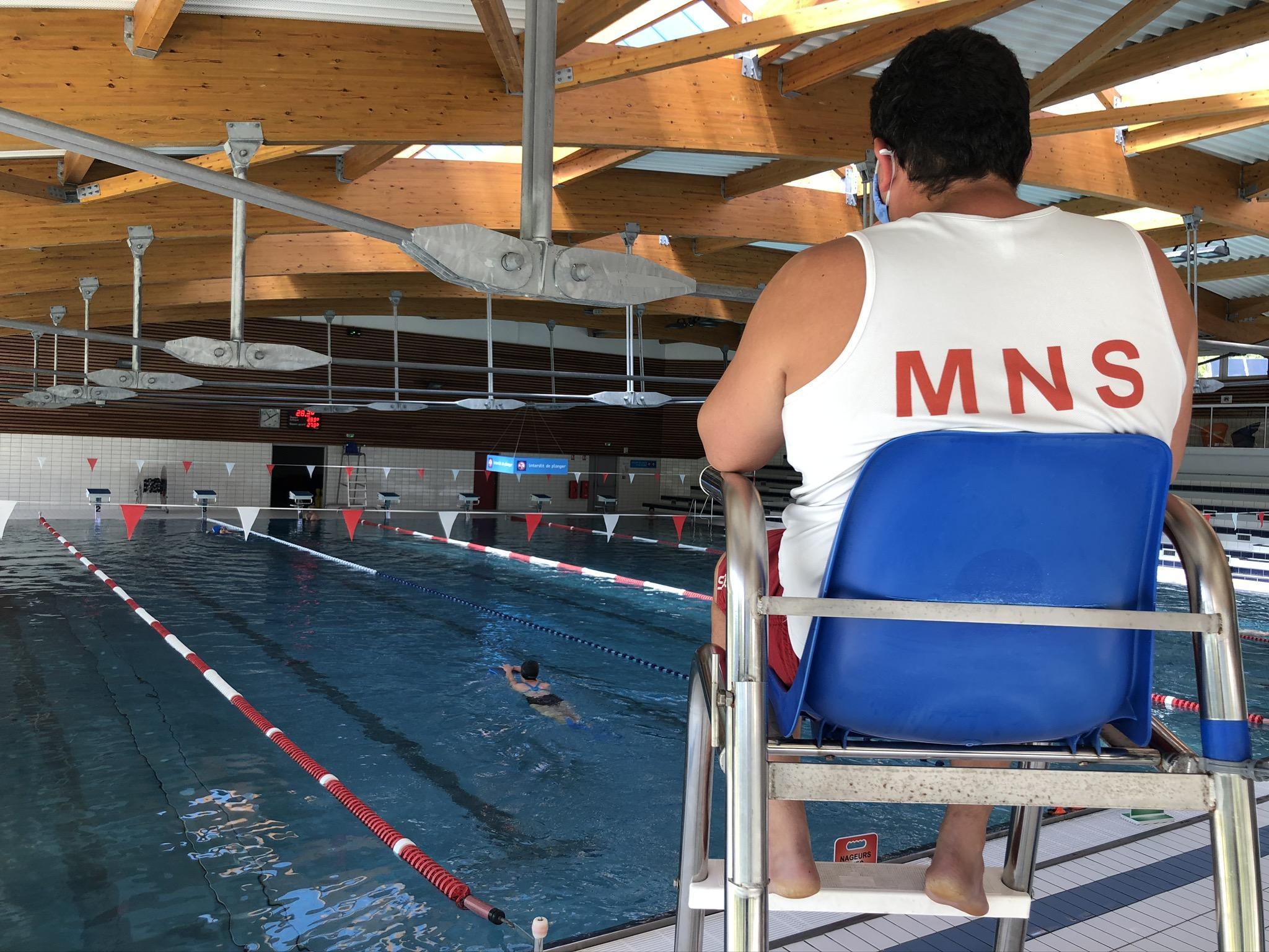 Pour Sa Reouverture La Piscine D Ayze En Fait Elle Trop Le Pays Gessien