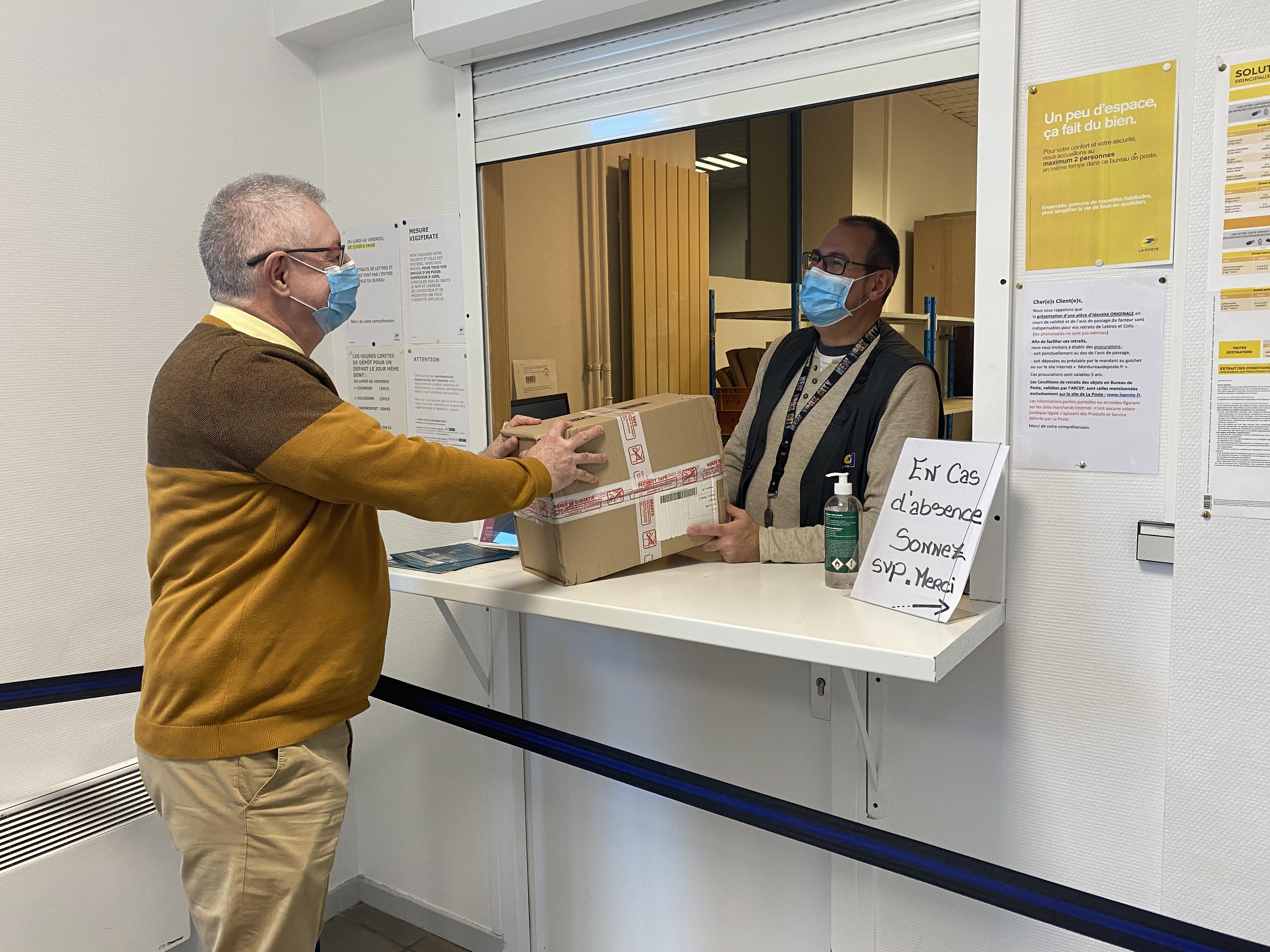 Le Bureau De Poste A Chalons Ferme Provisoirement La Distribution Du Courrier Maintenue Sur L Ensemble Du Territoire