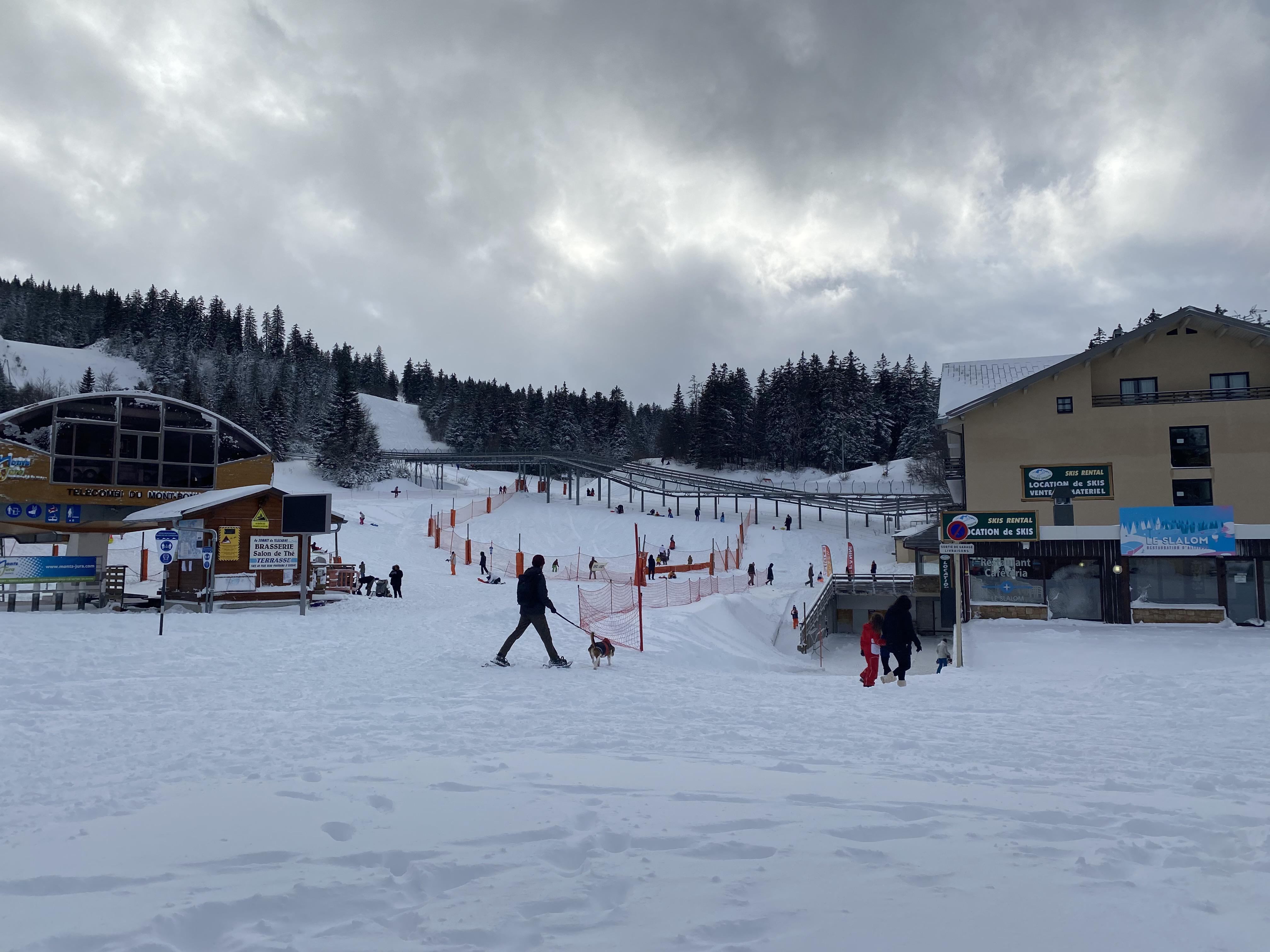 Le col de la Faucille attire du monde pour les vacances de fin d’année Le Pays Gessien Le col de la Faucille attire du monde pour les vacances de fin d’année Le Pays Gessien