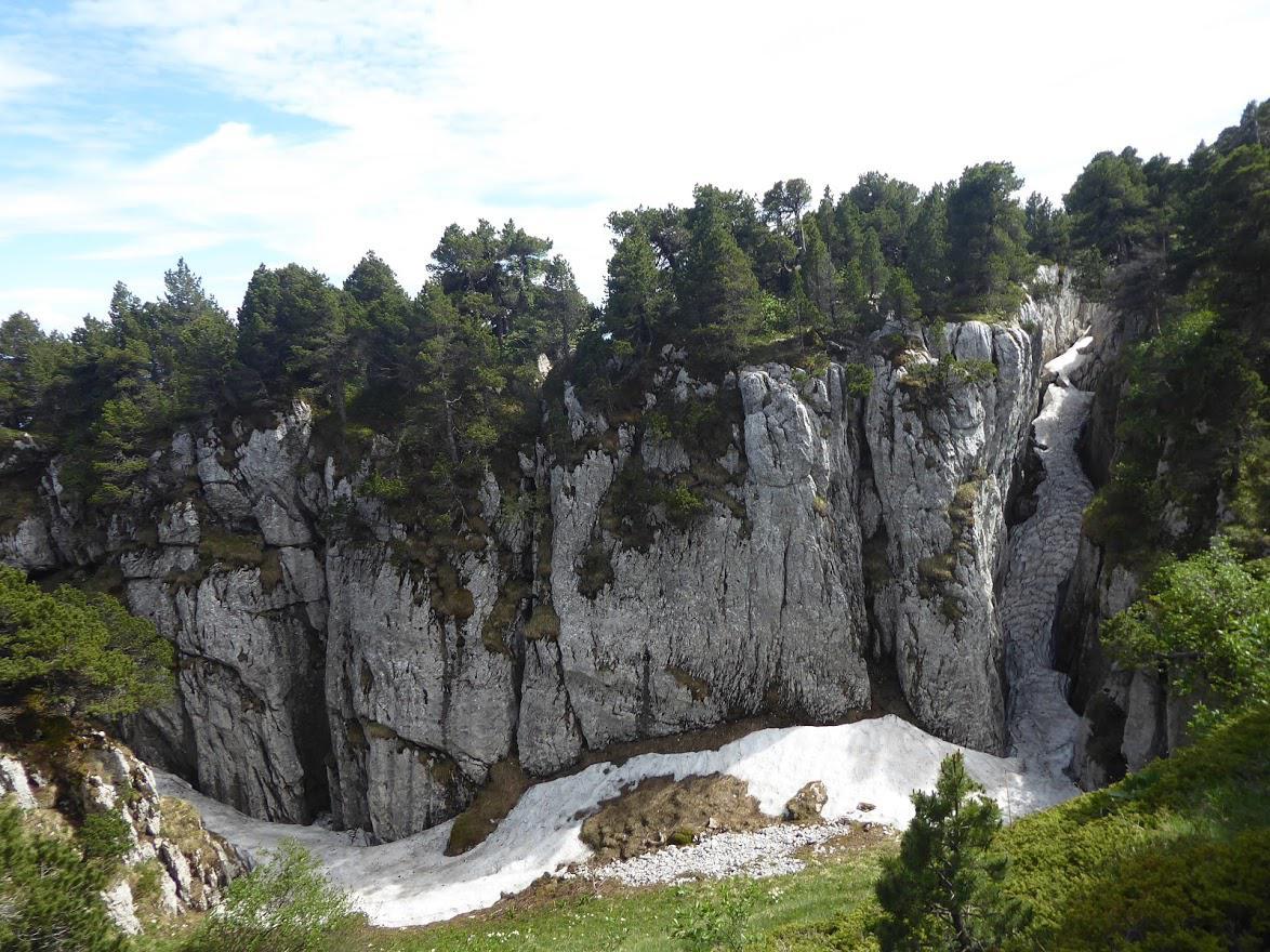 Le plus haut sommet du massif du Jura se trouve dans le Pays de Gex! Le Messager Le plus haut sommet du massif du Jura se trouve dans le Pays de Gex! Le Messager
