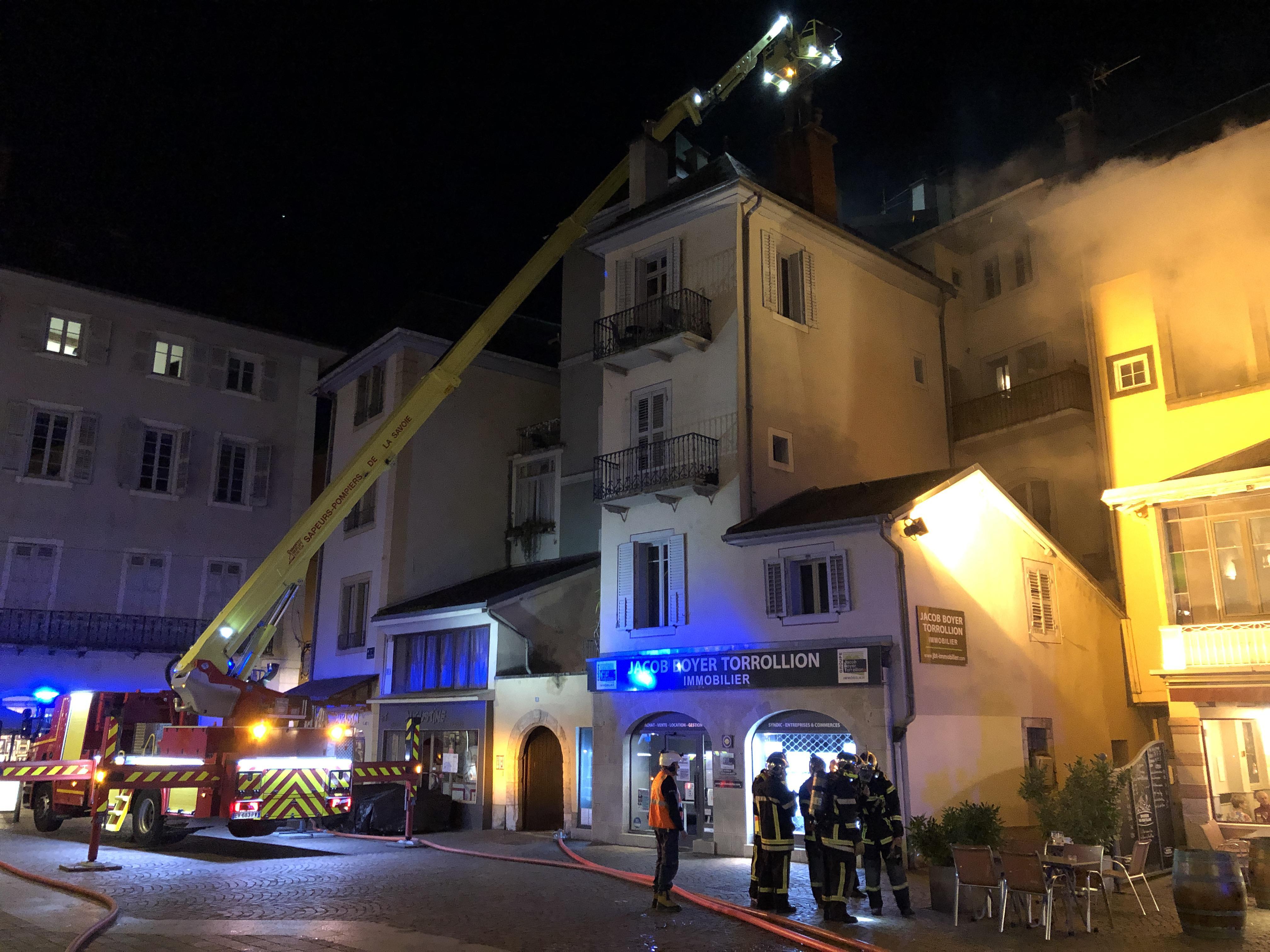 Chambéry : revivez le spectaculaire exercice incendie dans le centre historique